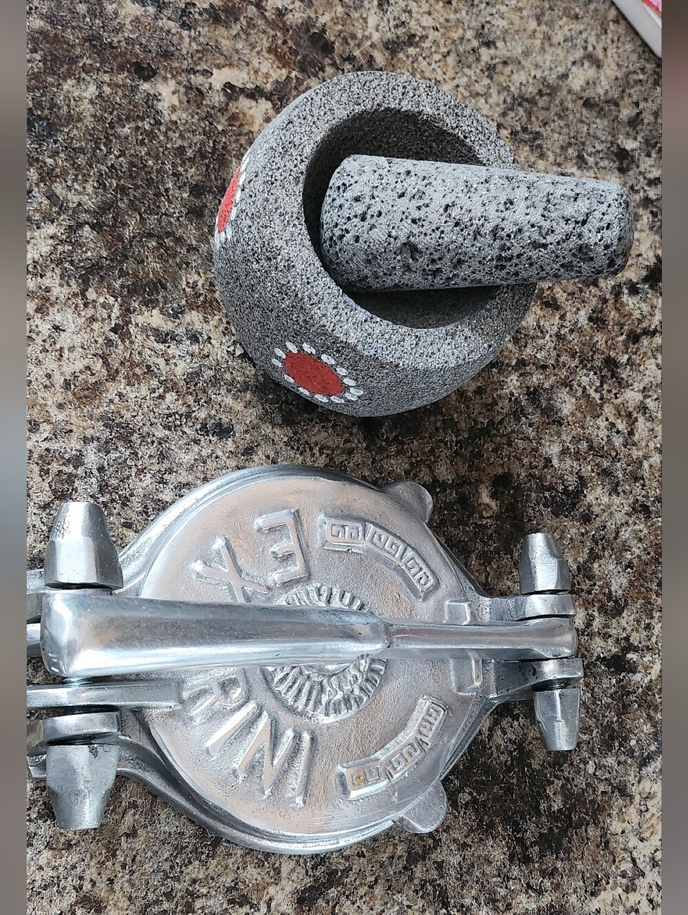 Gordita Maker & Molcajete Mini